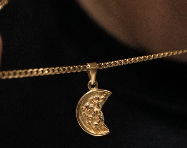 Half Saint Christopher